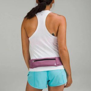 BNWT Lululemon Fast and Free Running Belt size S/M